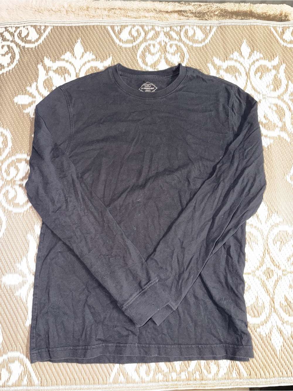 St. John's Bay Black Long-Sleeve Crewneck Shirt